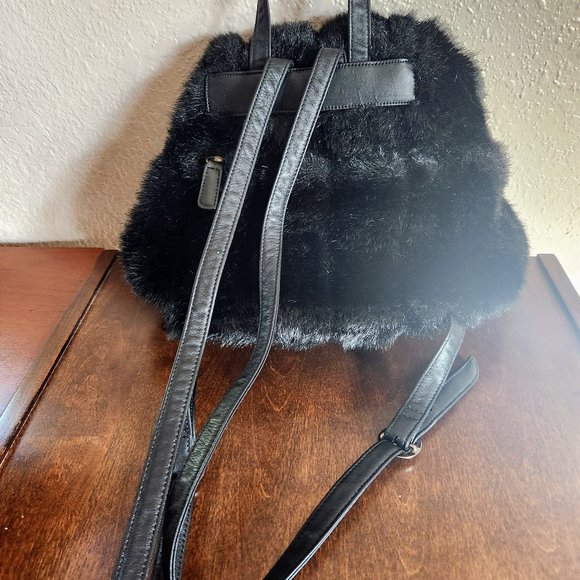 Preston and York Furry Backpack - Picture 3 of 3